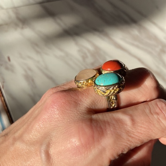 Amrita Singh Ring - Picture 2 of 5